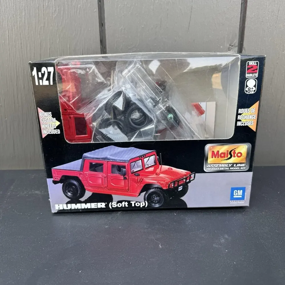 Vintage Maisto 1:27 Die-Cast Special Edition Red Hummer Kit Soft Top